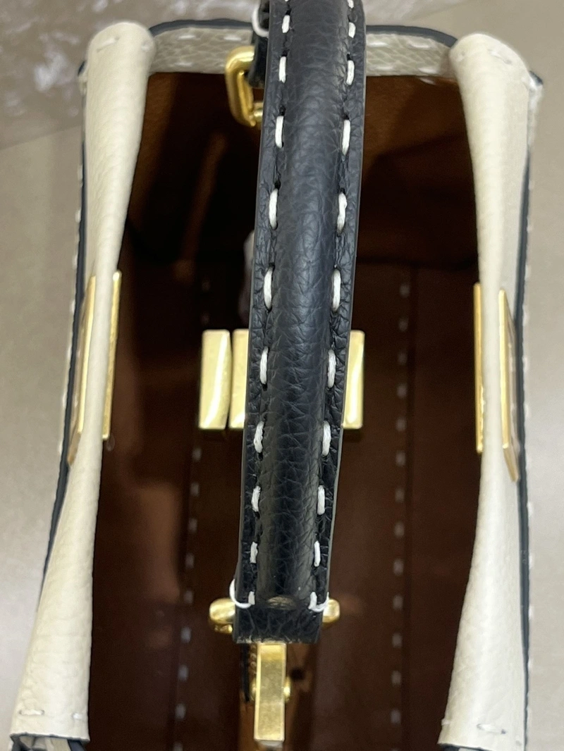 F**di top handle bags 4222c-0069