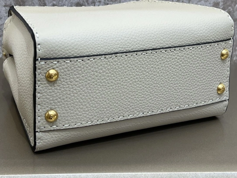 F**di top handle bags 4222c-0069