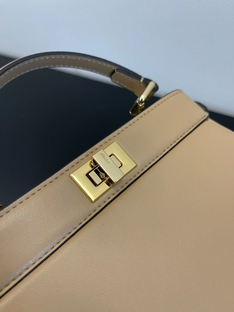 F**di top handle bags 4222c-0085