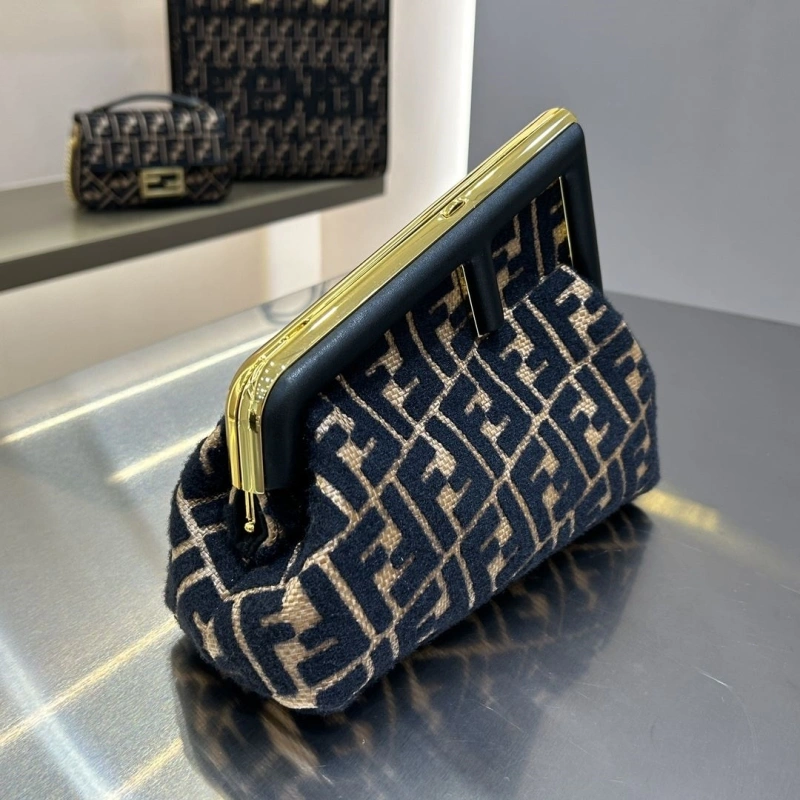 F**di first bags 4222c-0129
