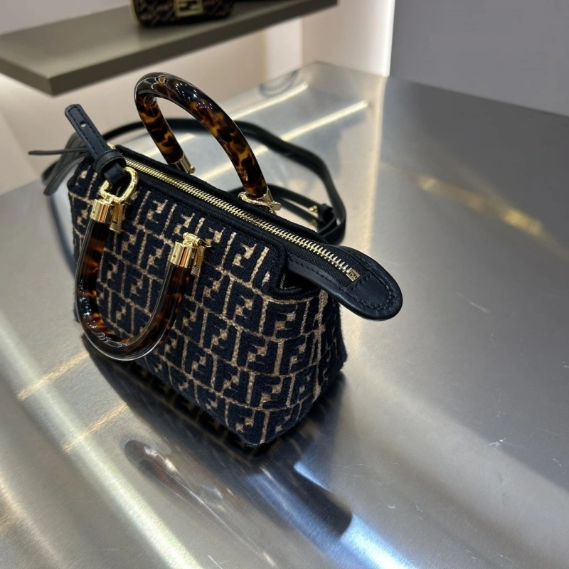 F**di top handle bags 4222c-0130