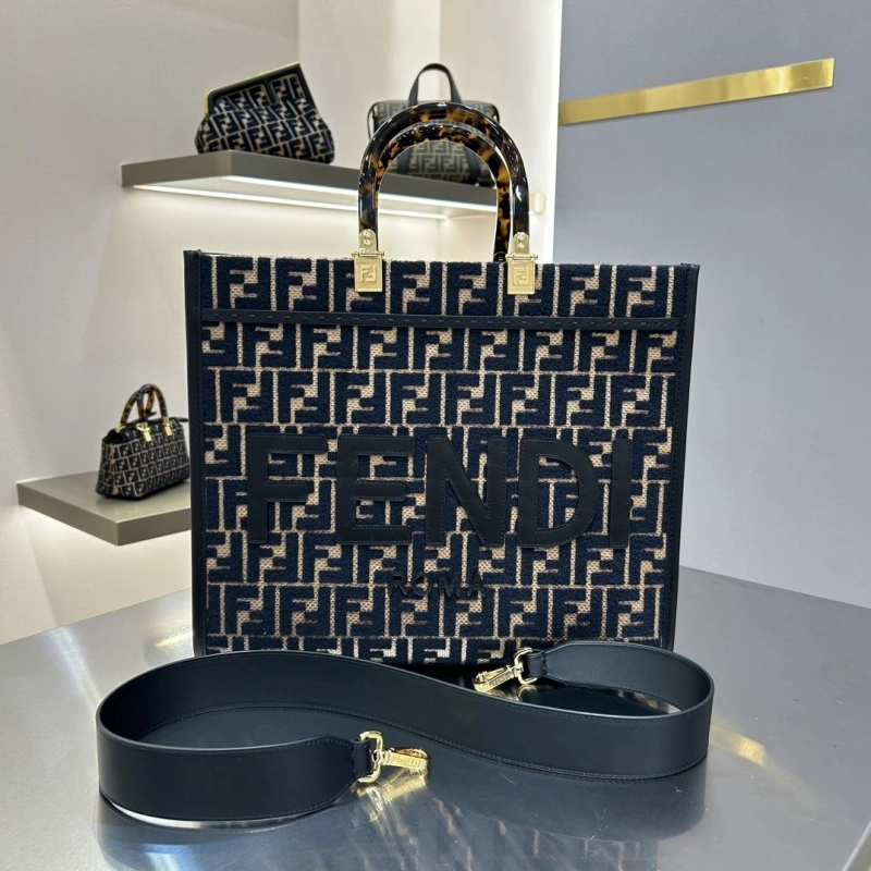 F**di shopping bags 4222c-0133