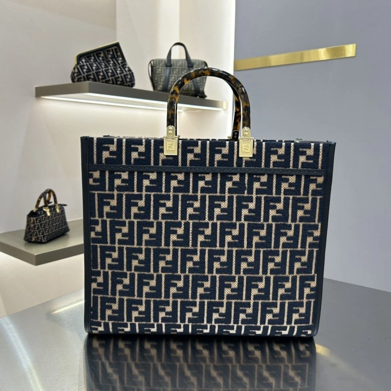 F**di shopping bags 4222c-0133