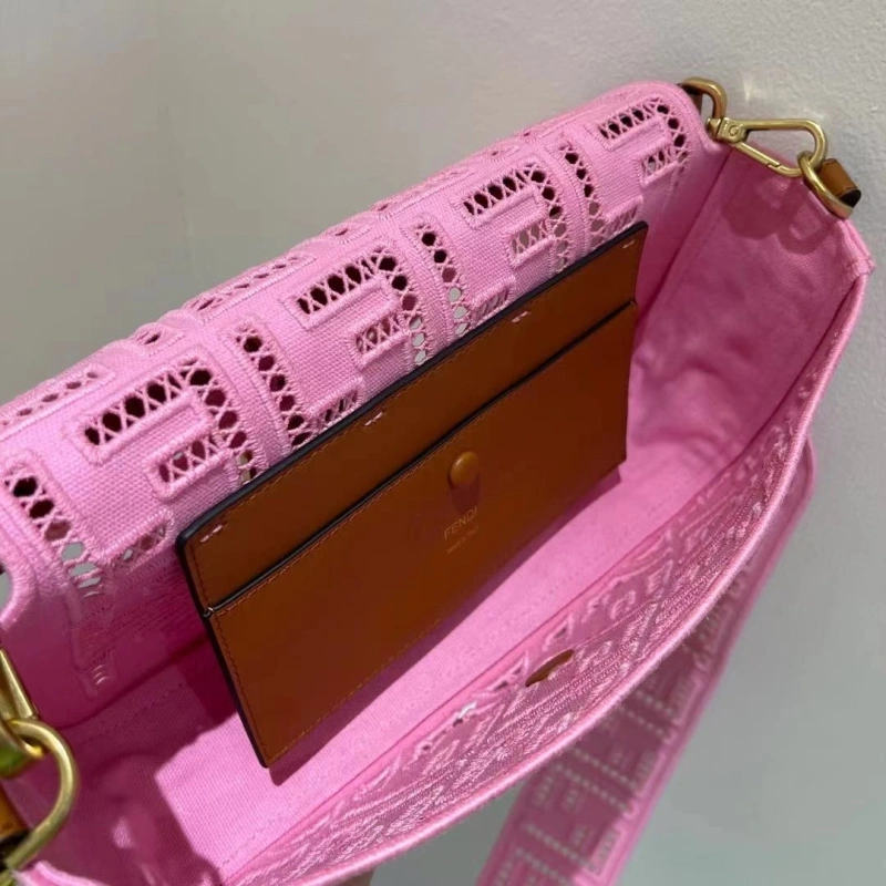 F**di baguette bags 4222c-0134