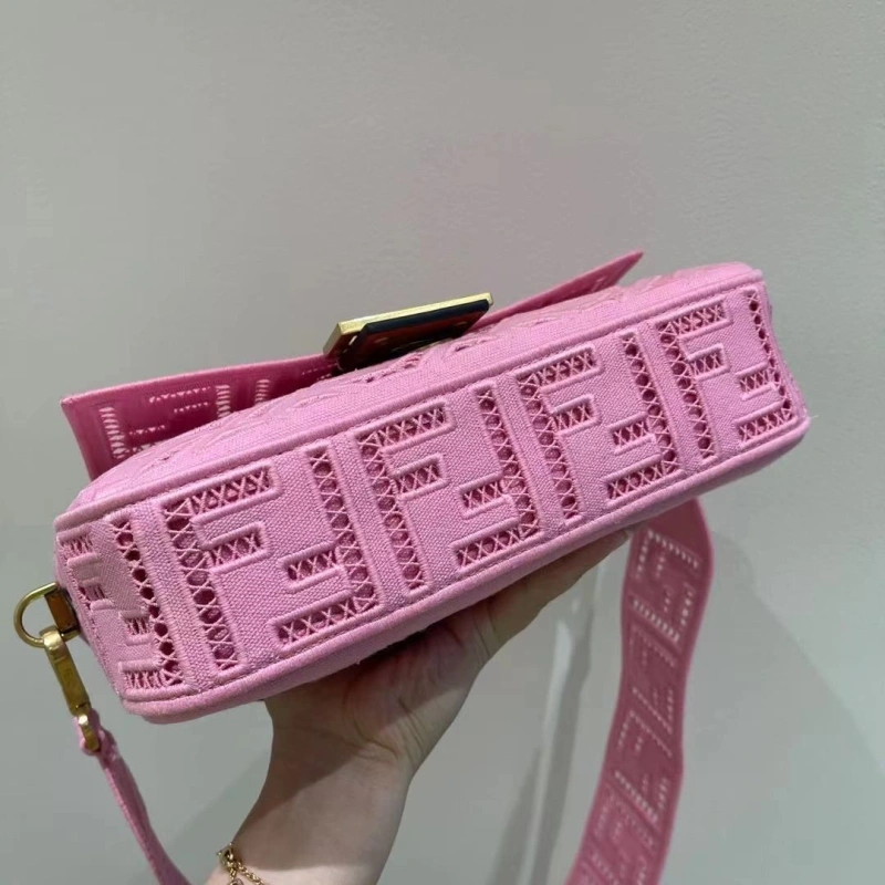 F**di baguette bags 4222c-0134