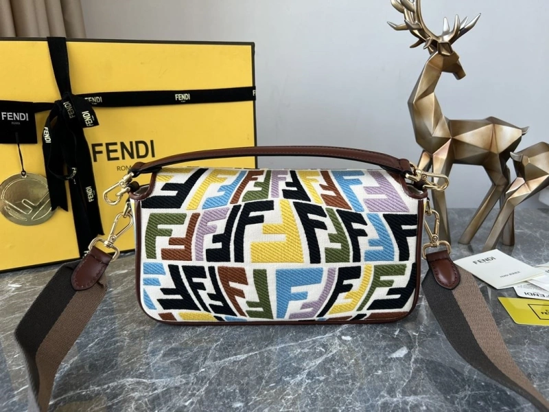 F**di baguette bags 4222c-0141