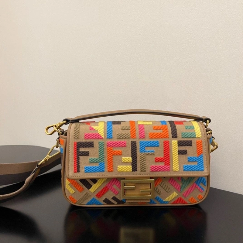 F**di baguette bags 4222c-0142