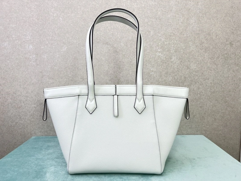 F**di shopping bags 4222c-0144