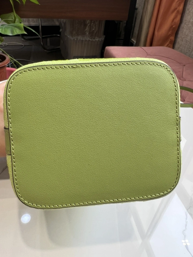 F**di bucket bags 4222c-0154