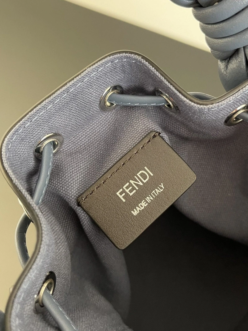 F**di bucket bags 4222c-0157