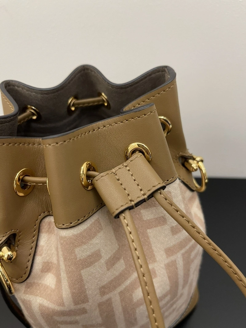 F**di bucket bags 4222c-0168