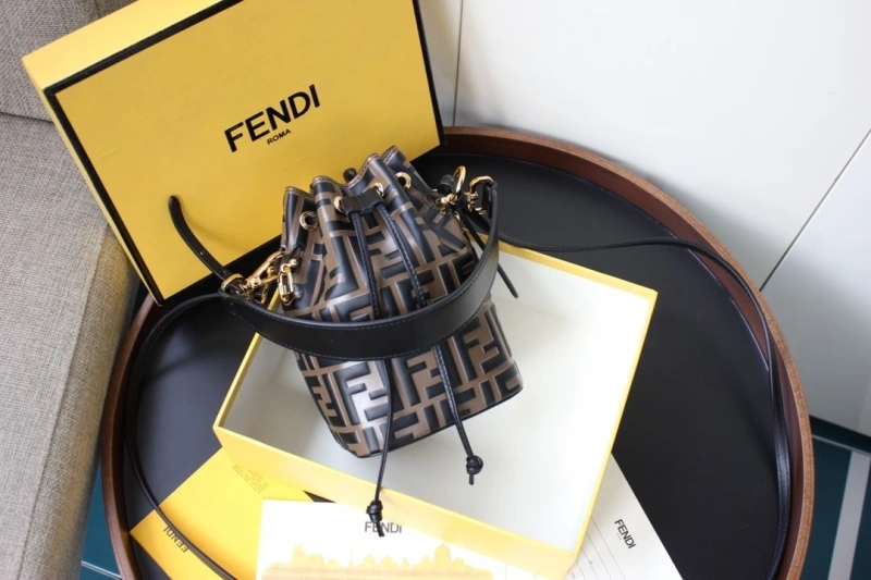 F**di bucket bags 4222c-0169