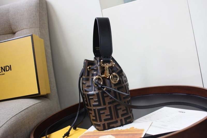 F**di bucket bags 4222c-0169