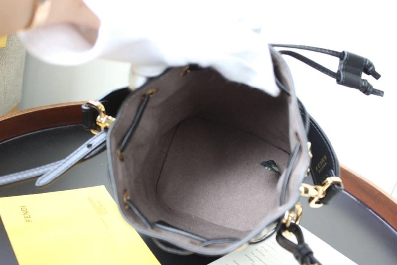 F**di bucket bags 4222c-0169