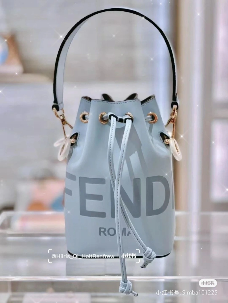 F**di bucket bags 4222c-0173