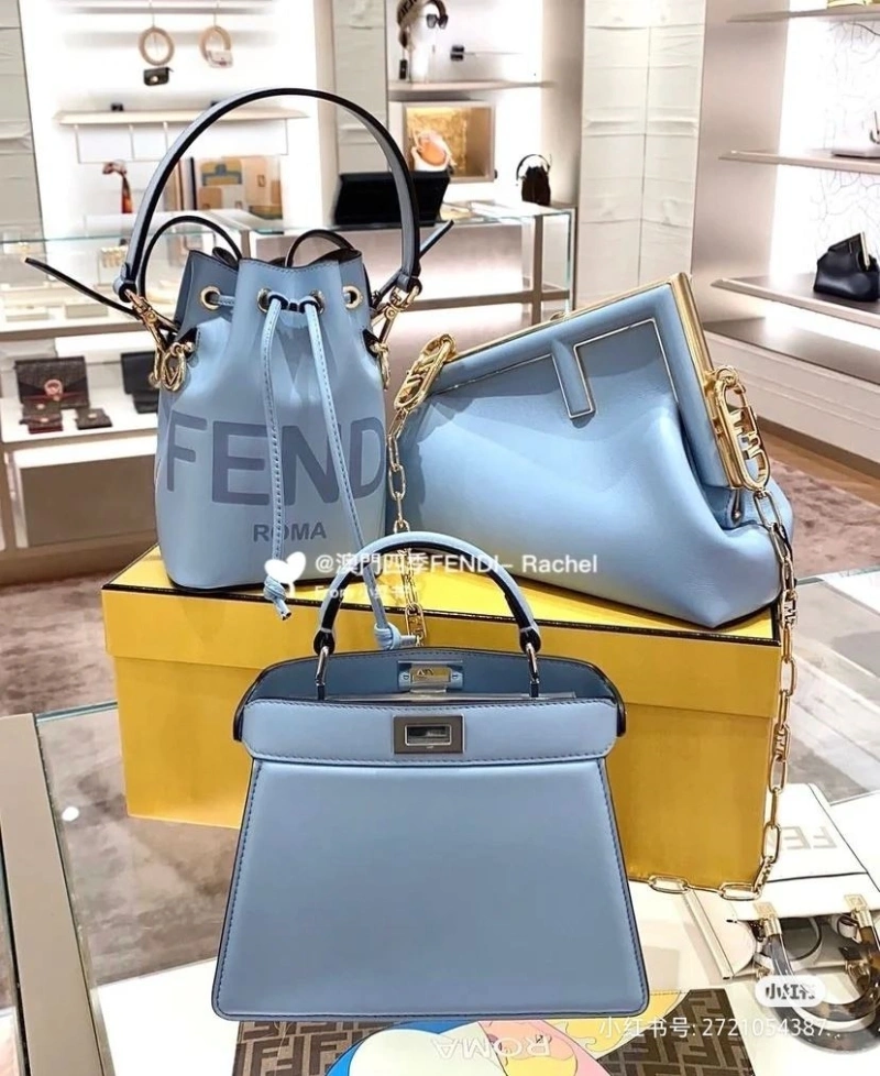 F**di bucket bags 4222c-0173