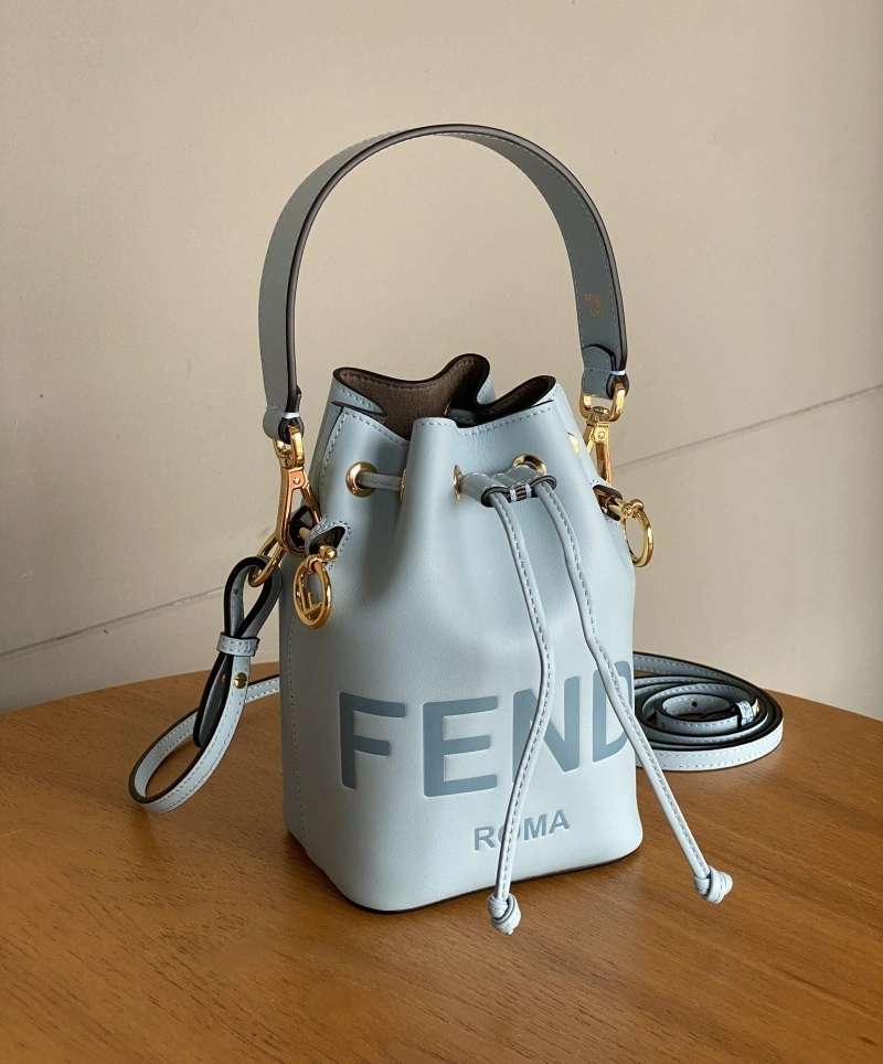 F**di bucket bags 4222c-0174
