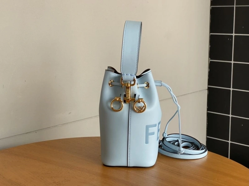 F**di bucket bags 4222c-0174