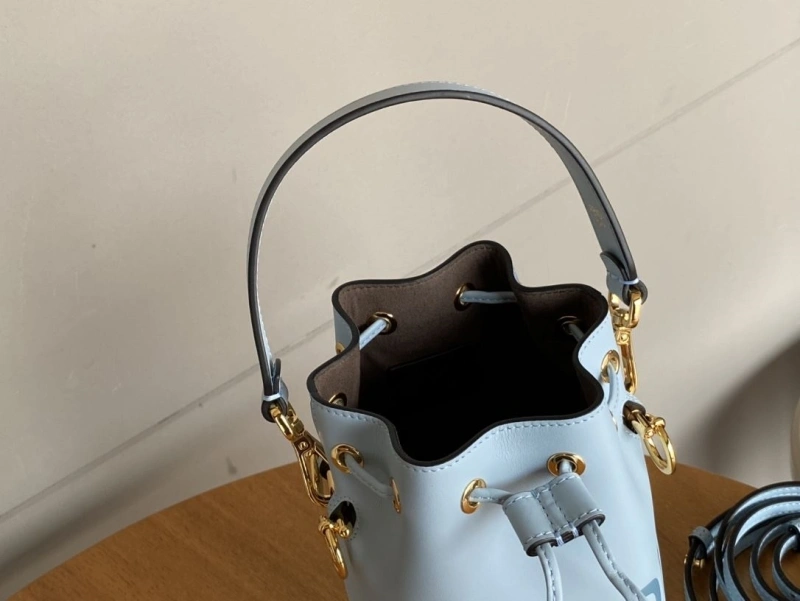 F**di bucket bags 4222c-0174