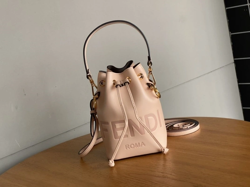 F**di bucket bags 4222c-0176