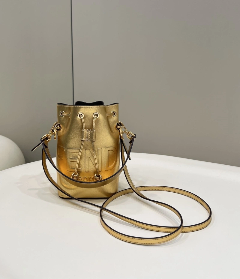 F**di bucket bags 4222c-0180