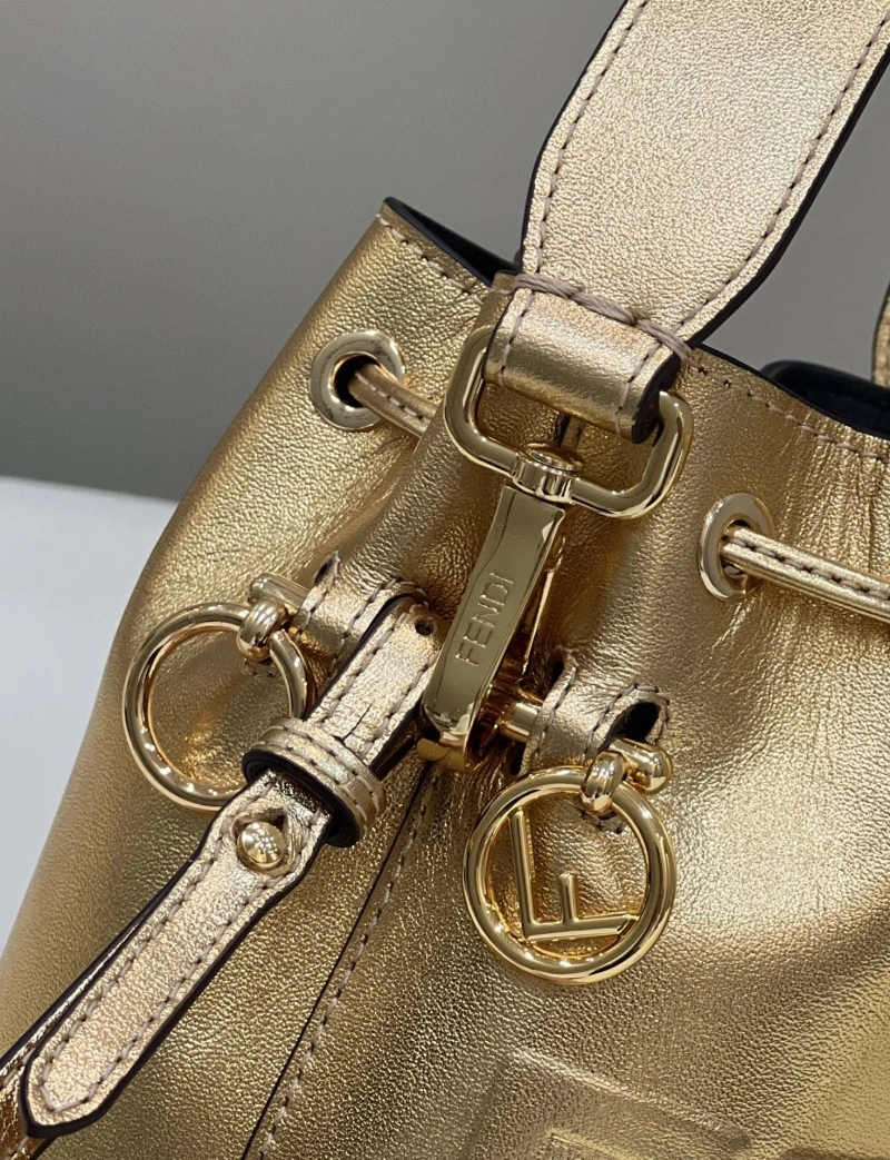 F**di bucket bags 4222c-0180