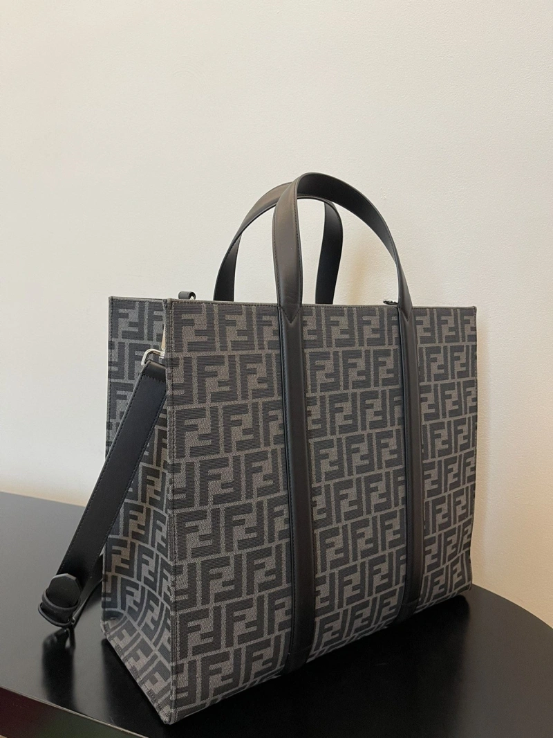 F**di shopping bags 4222c-0203