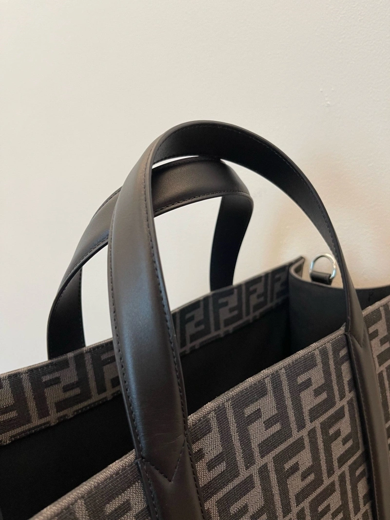 F**di shopping bags 4222c-0203