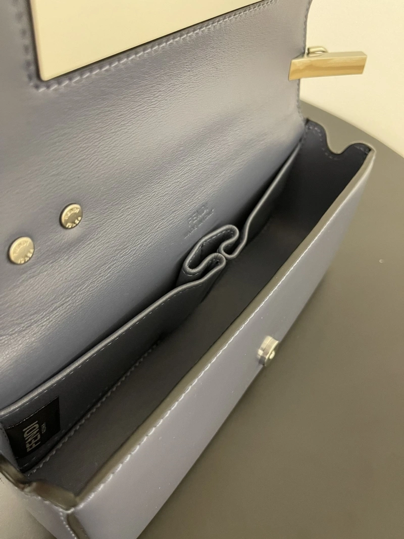F**di top handle bags 4222c-0208