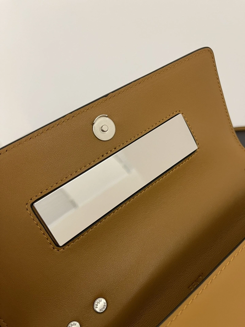 F**di top handle bags 4222c-0209