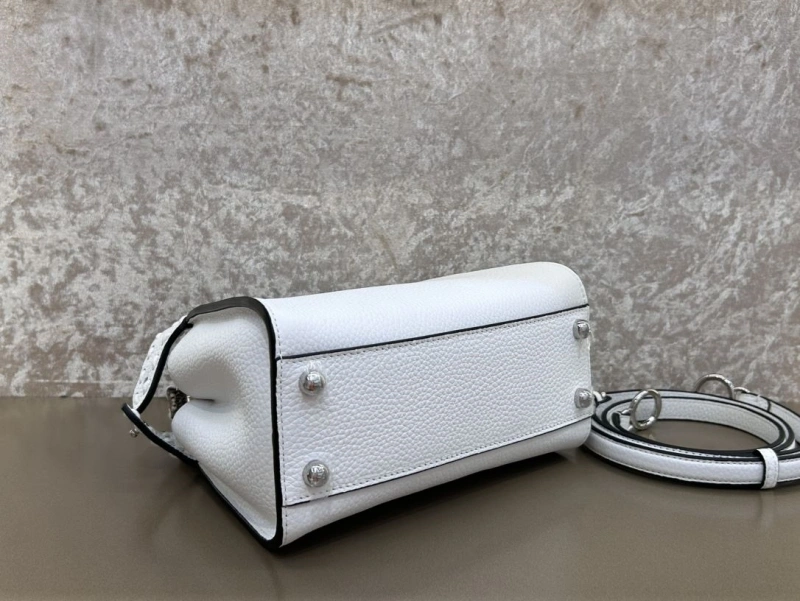 F**di top handle bags 4222c-0210