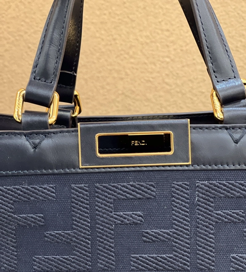 F**di shopping bags 4222c-0212