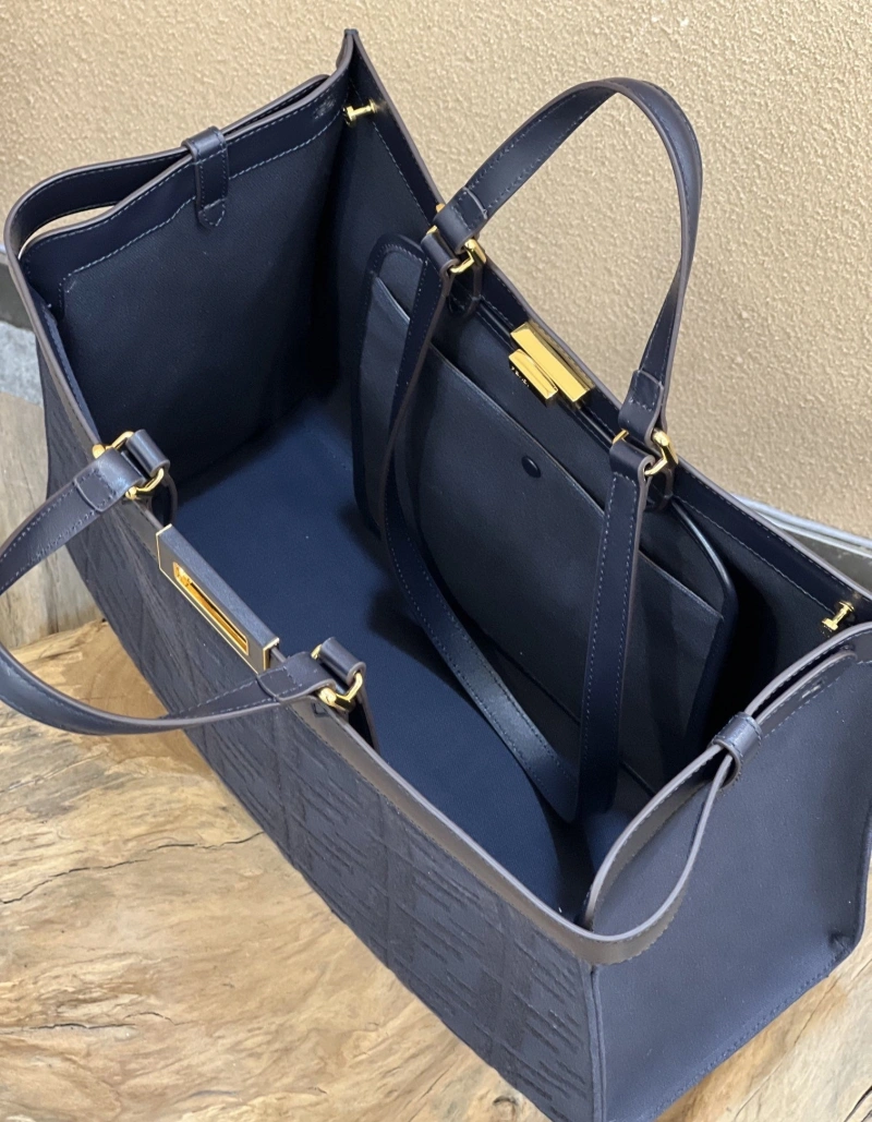 F**di shopping bags 4222c-0212