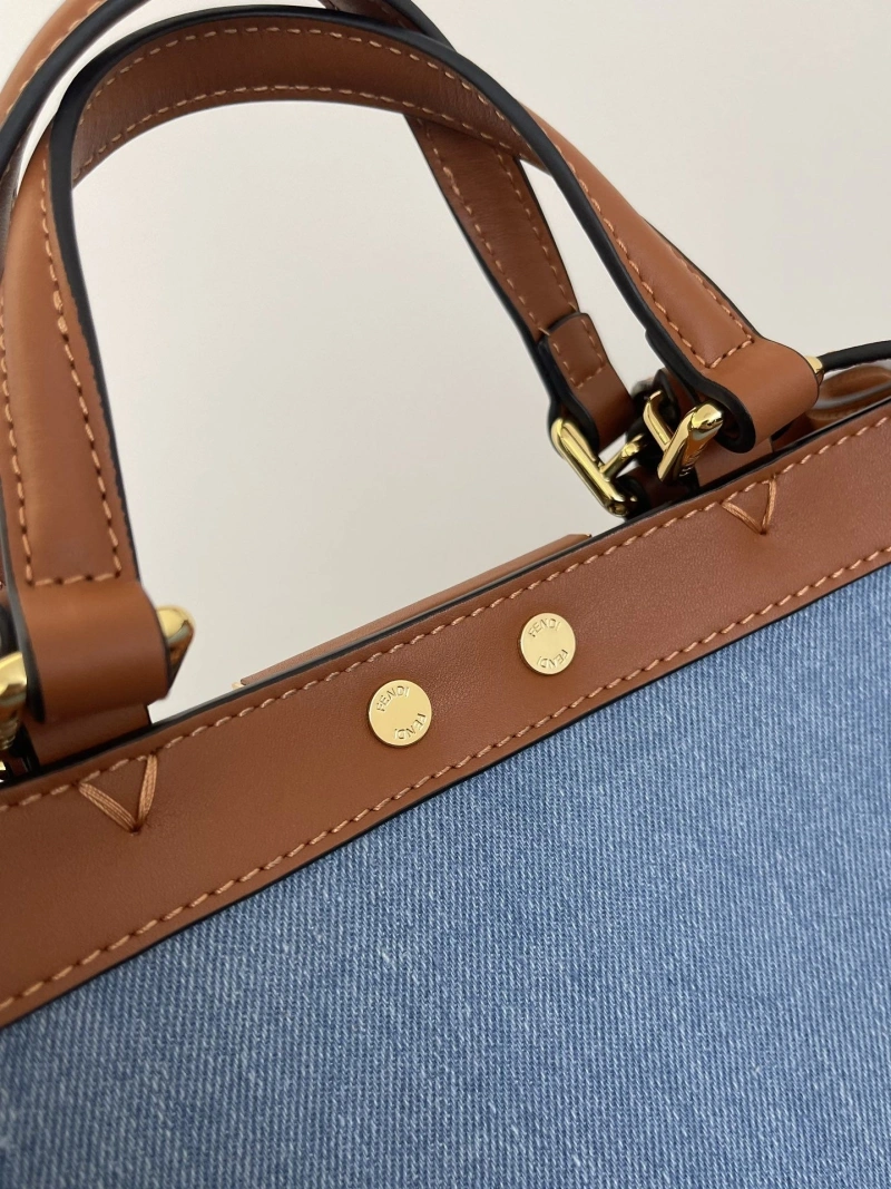 F**di shopping bags 4222c-0229