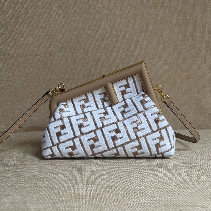 F**di first bags 4222c-0253