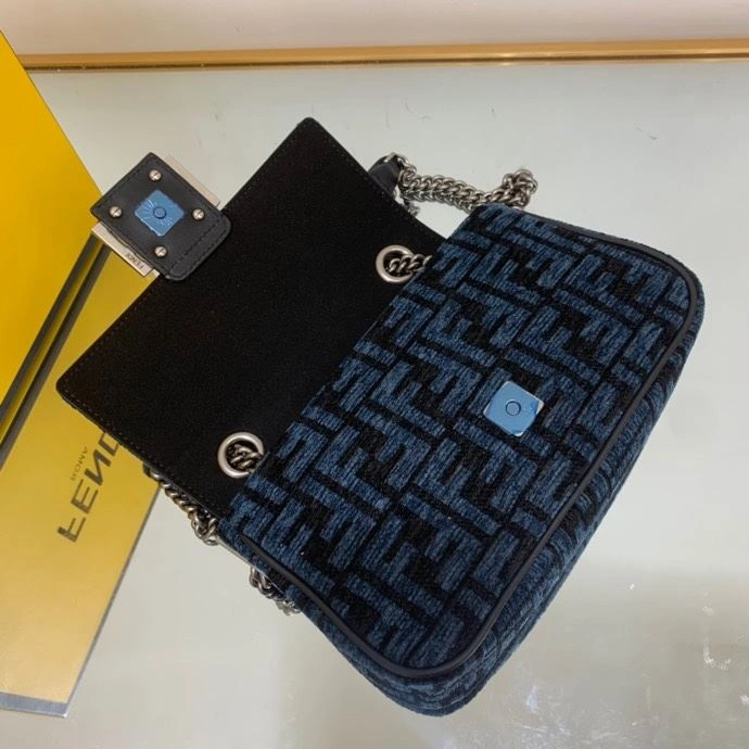 F**di baguette bags 4222c-0274