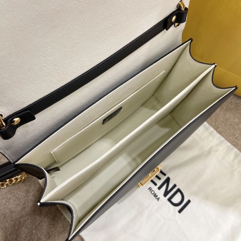 F**di baguette bags 4222c-0278