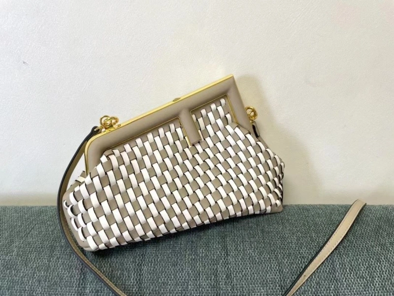 F**di first bags 4222c-0281