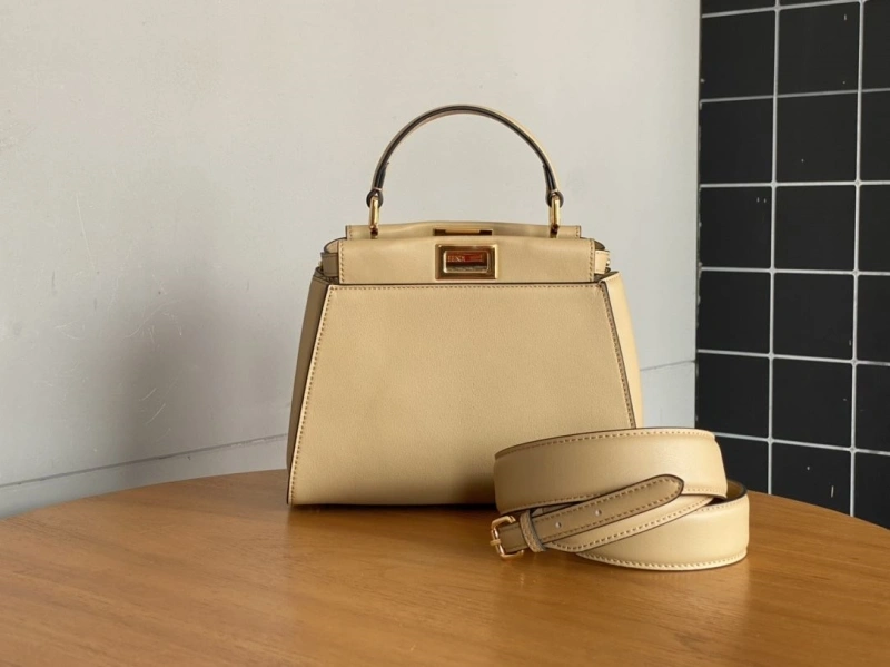F**di top handle bags 4222c-0338