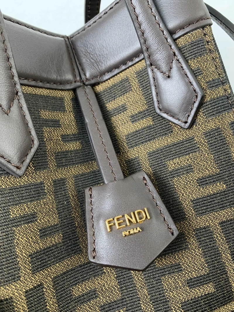 F**di shopping bags 4222c-0362