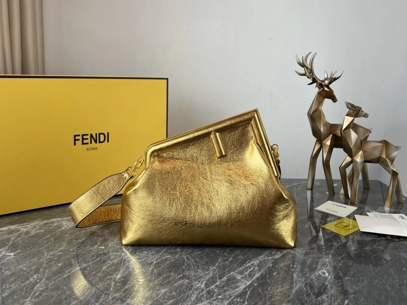 F**di first bags 4222c-0376