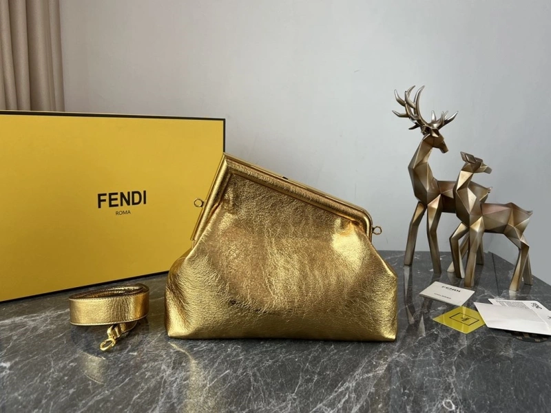 F**di first bags 4222c-0376