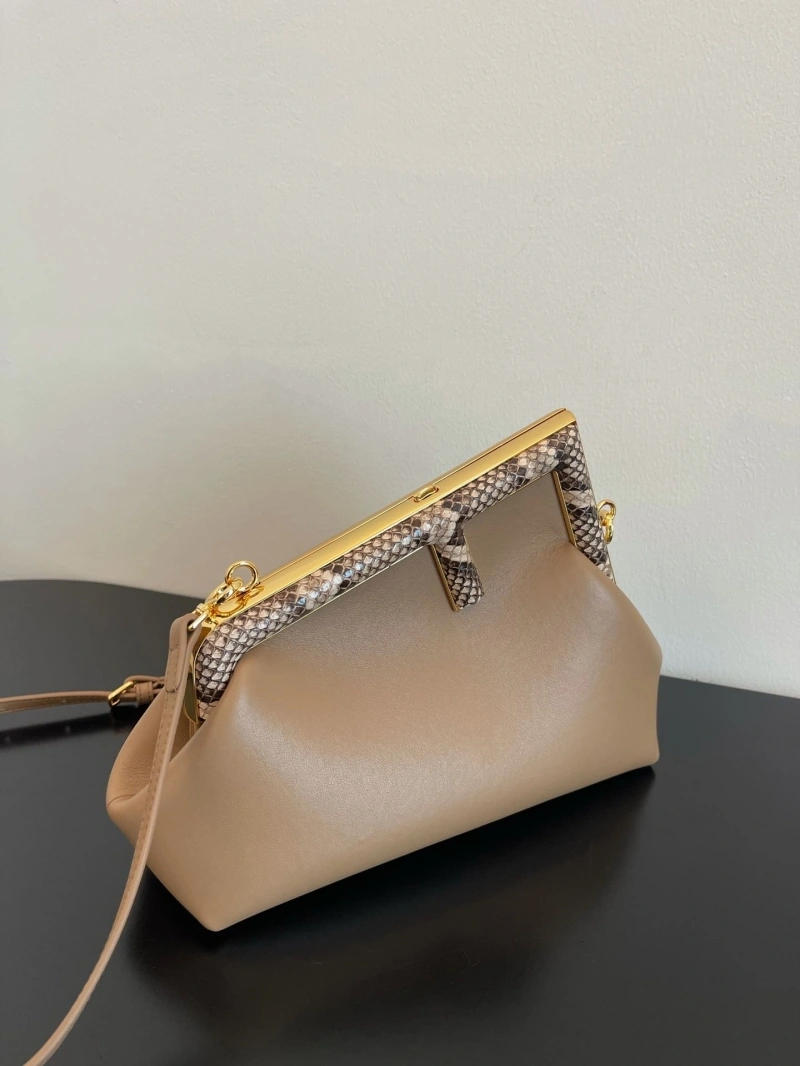 F**di first bags 4222c-0379