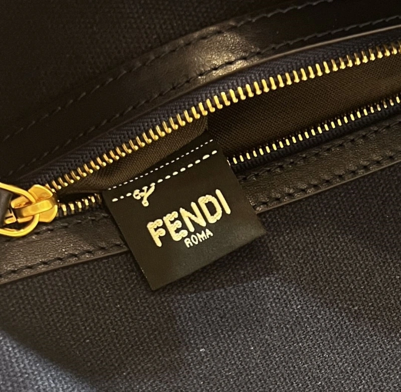 F**di baguette bags 4222c-0384