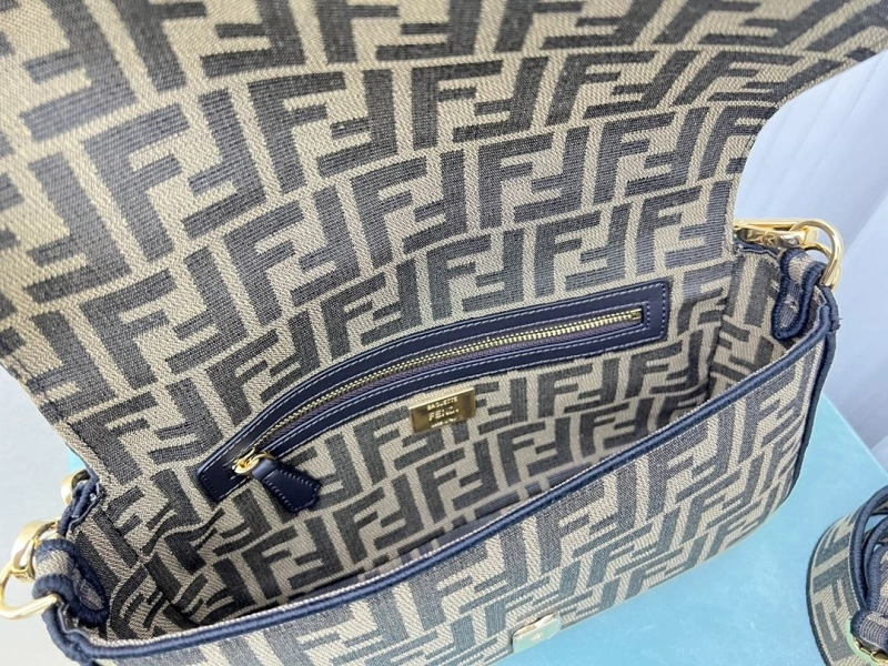 F**di baguette bags 4222c-0388