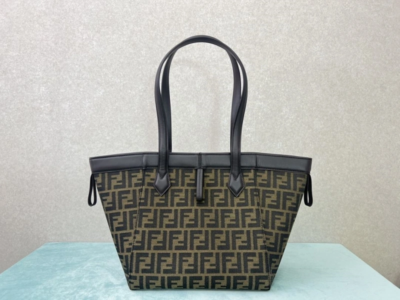F**di shopping bags 4222c-0395