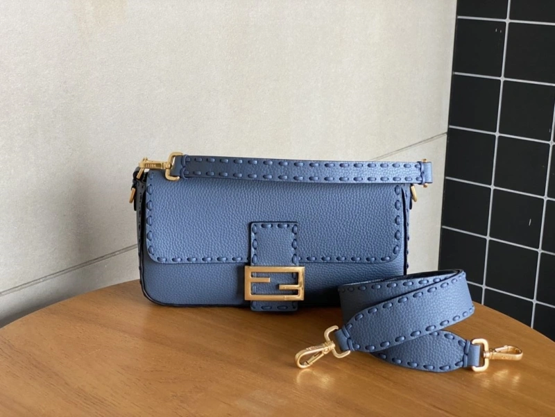 F**di baguette bags 4222c-0439