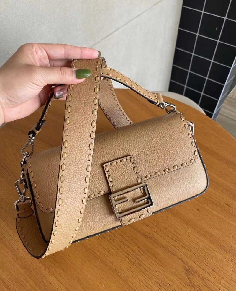F**di baguette bags 4222c-0442