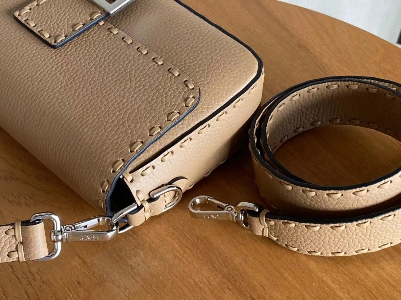 F**di baguette bags 4222c-0442