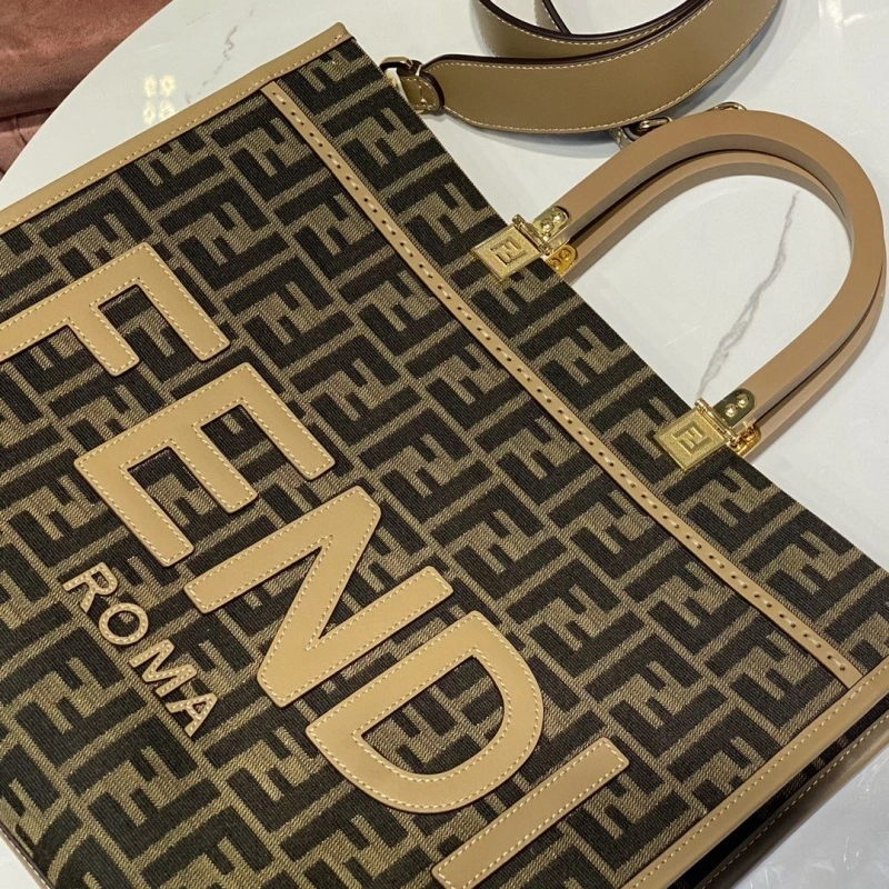 F**di shopping bags 4222c-0446